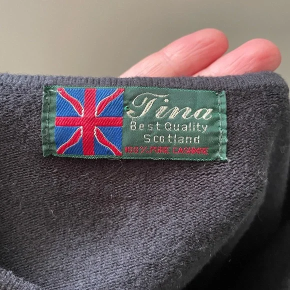 Tina 100% Cashmere Best Quality Scotland Black Crew Neck Classic Sweater Size S - Picture 3 of 7